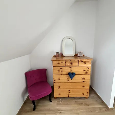 Apartment Les Embruns, Charming House En Bessin *